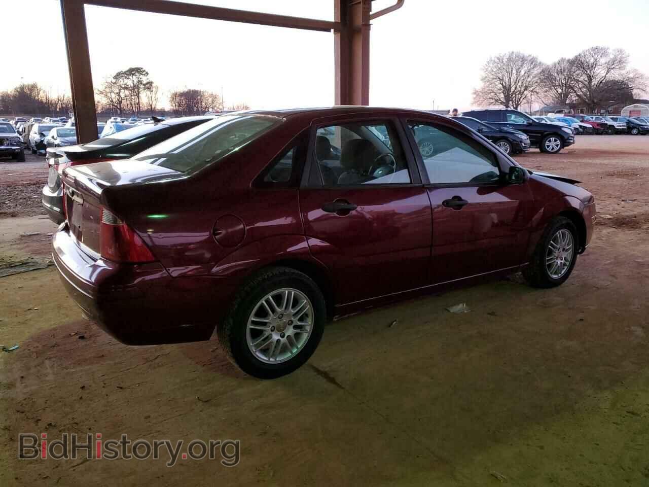 2007 FORD FOCUS - VIN: 1FAFP34N87W355282 - Фото 3