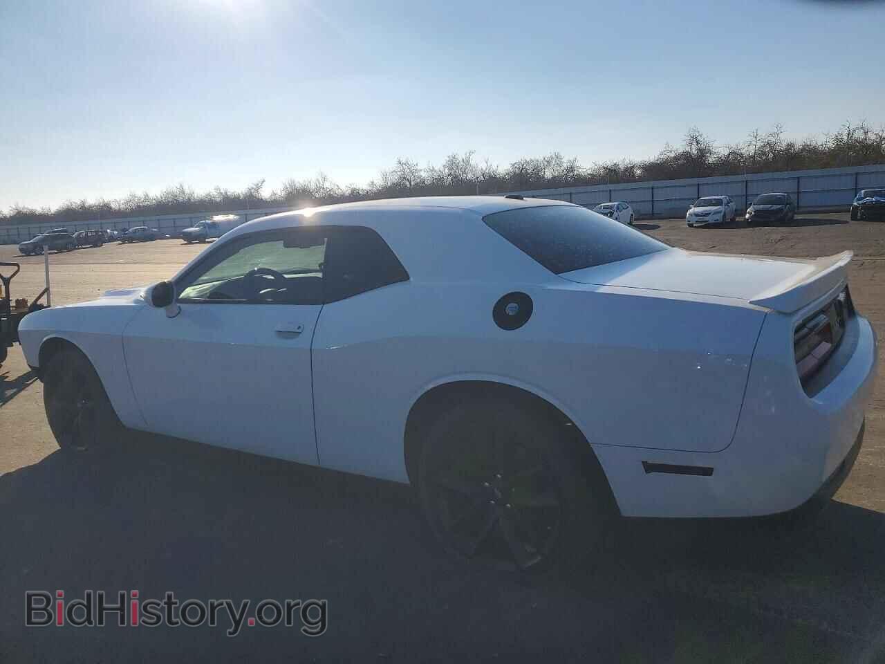 2018 DODGE CHALLENGER - VIN: 2C3CDZAG8JH122043 - Фото 2