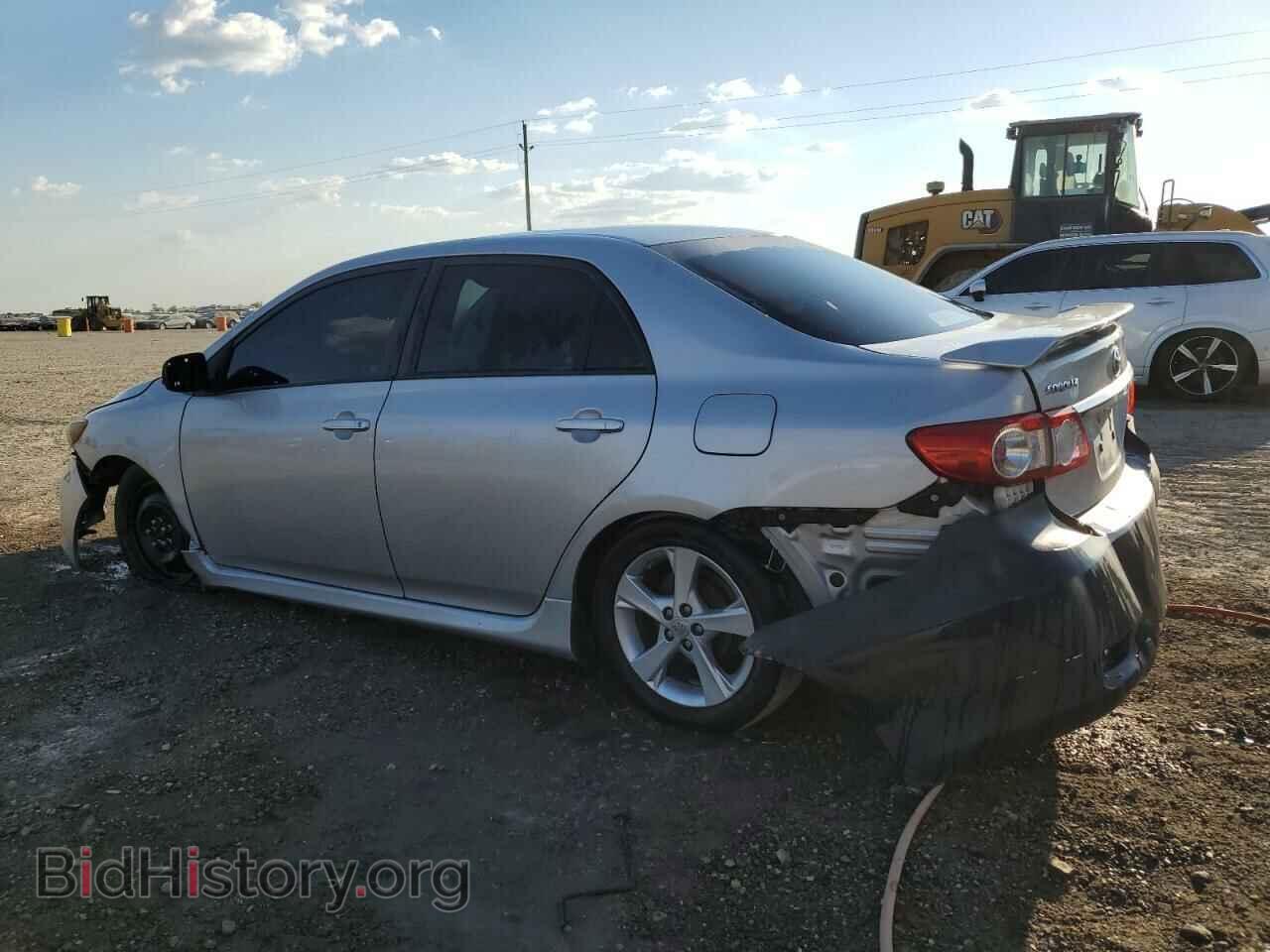 2011 TOYOTA COROLLA - VIN: 2T1BU4EEXBC657566 - Фото 2