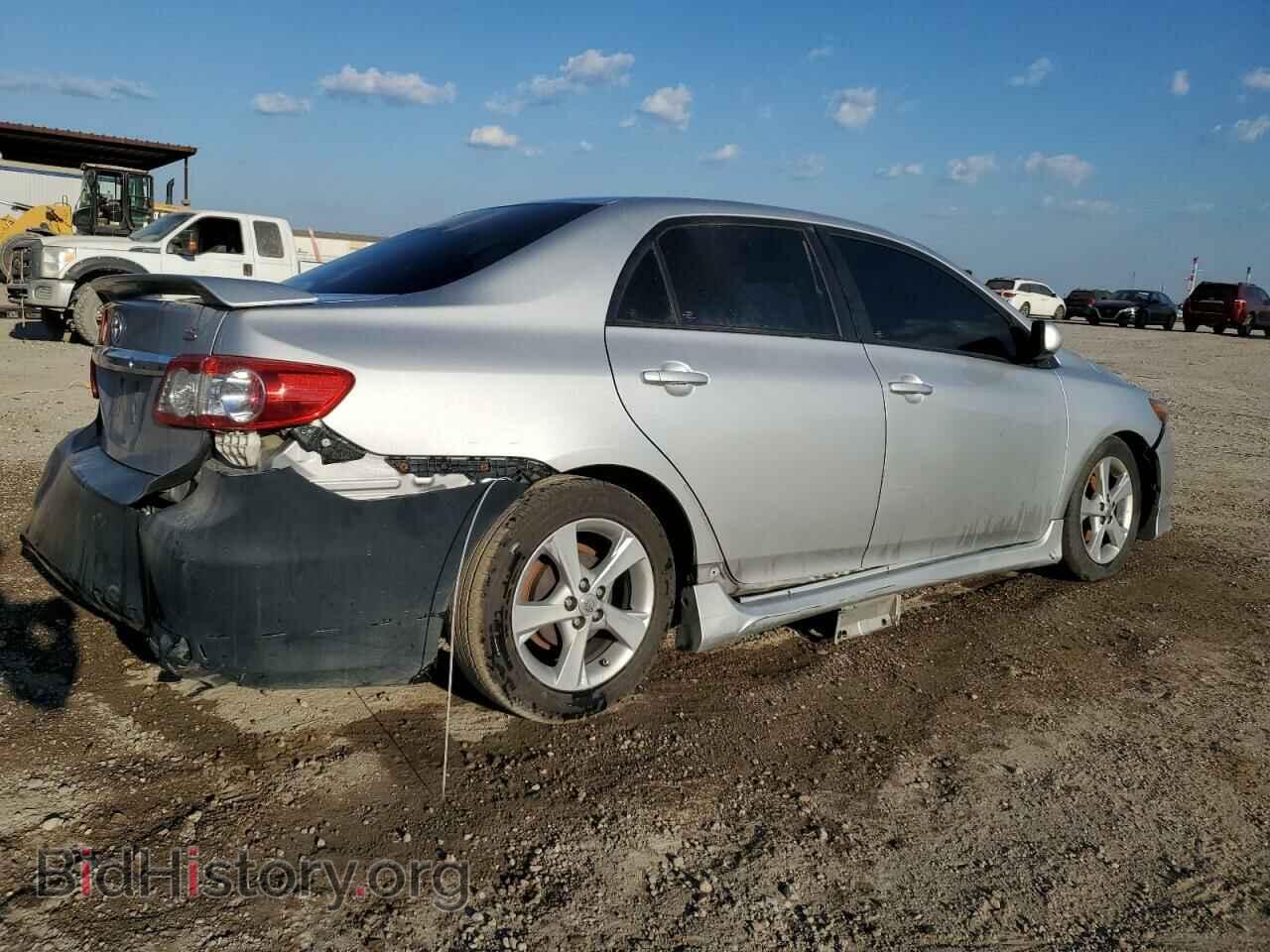 2011 TOYOTA COROLLA - VIN: 2T1BU4EEXBC657566 - Фото 3