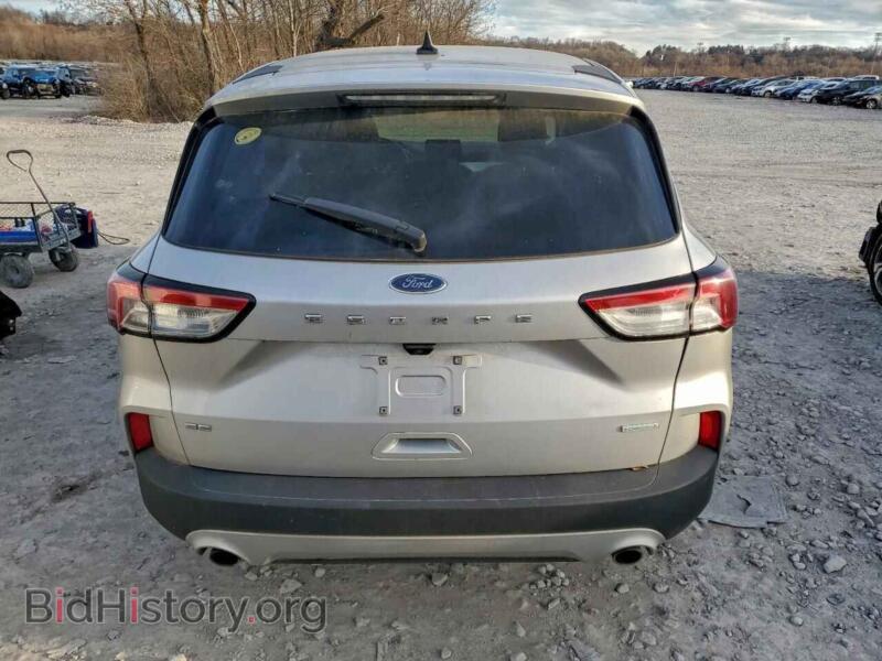 2020 Ford ESCAPE (VIN 1FMCU0G67LUA12702) — фото 7 из 13