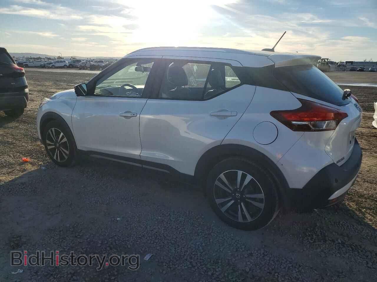 2020 NISSAN KICKS - VIN: 3N1CP5DV0LL482720 - Фото 2
