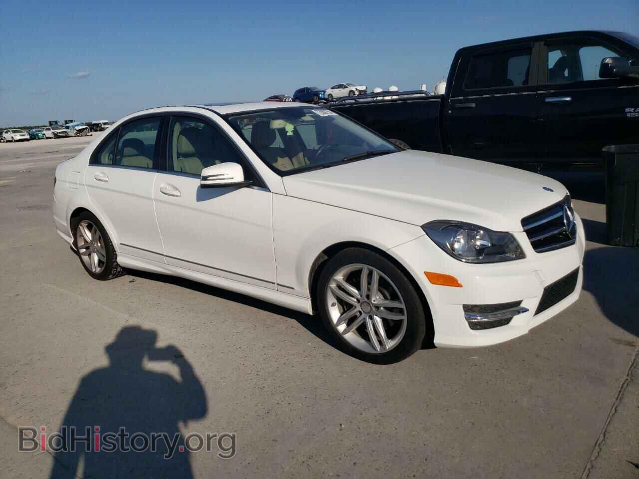 2014 MERCEDES-BENZ C-CLASS - VIN: WDDGF4HB5EA959217 - Фото 4