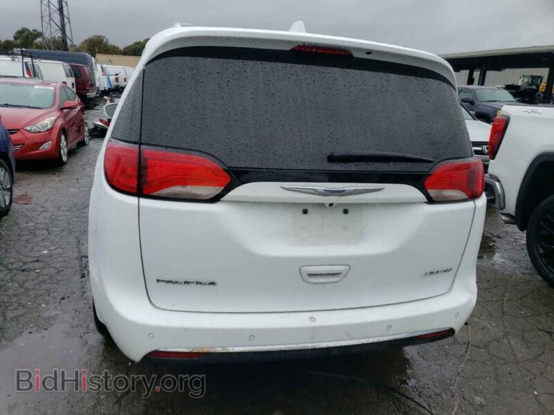 2020 Chrysler PACIFICA (VIN 2C4RC1GG9LR289266) — photo 6 of 13