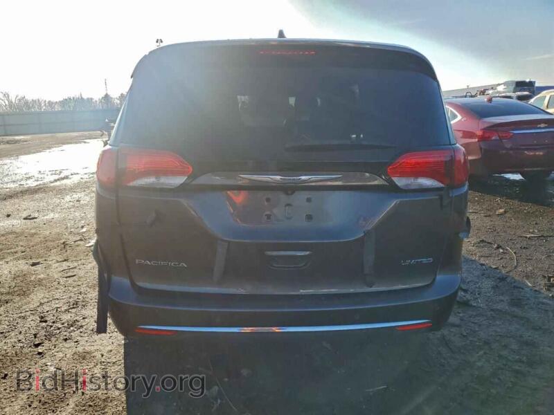 2017 Chrysler PACIFICA (VIN 2C4RC1GG3HR531489) — photo 6 of 13