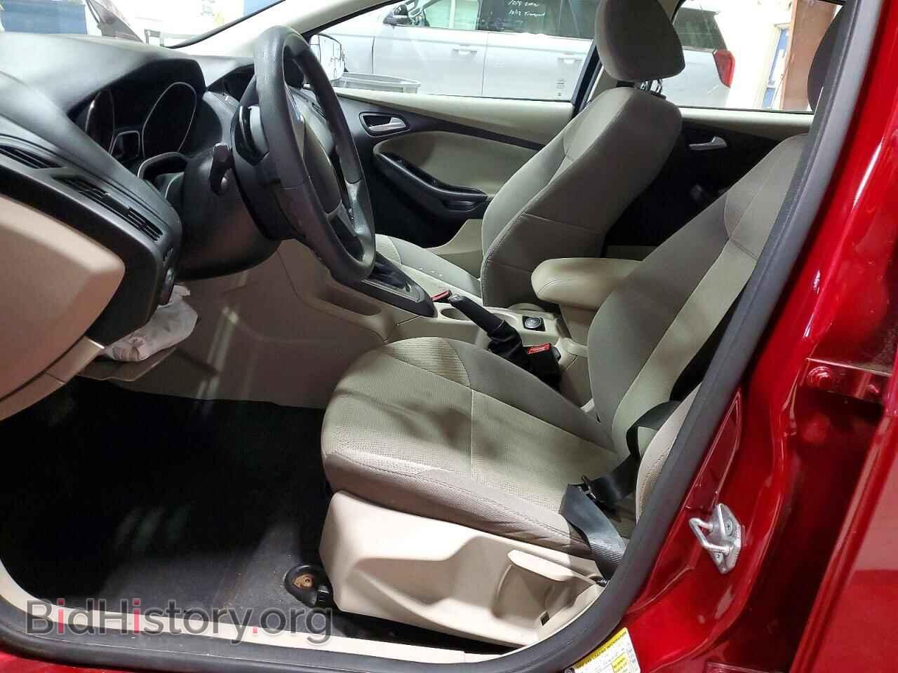 2014 Ford FOCUS (VIN 1FADP3F2XEL297670) — photo 7 of 15