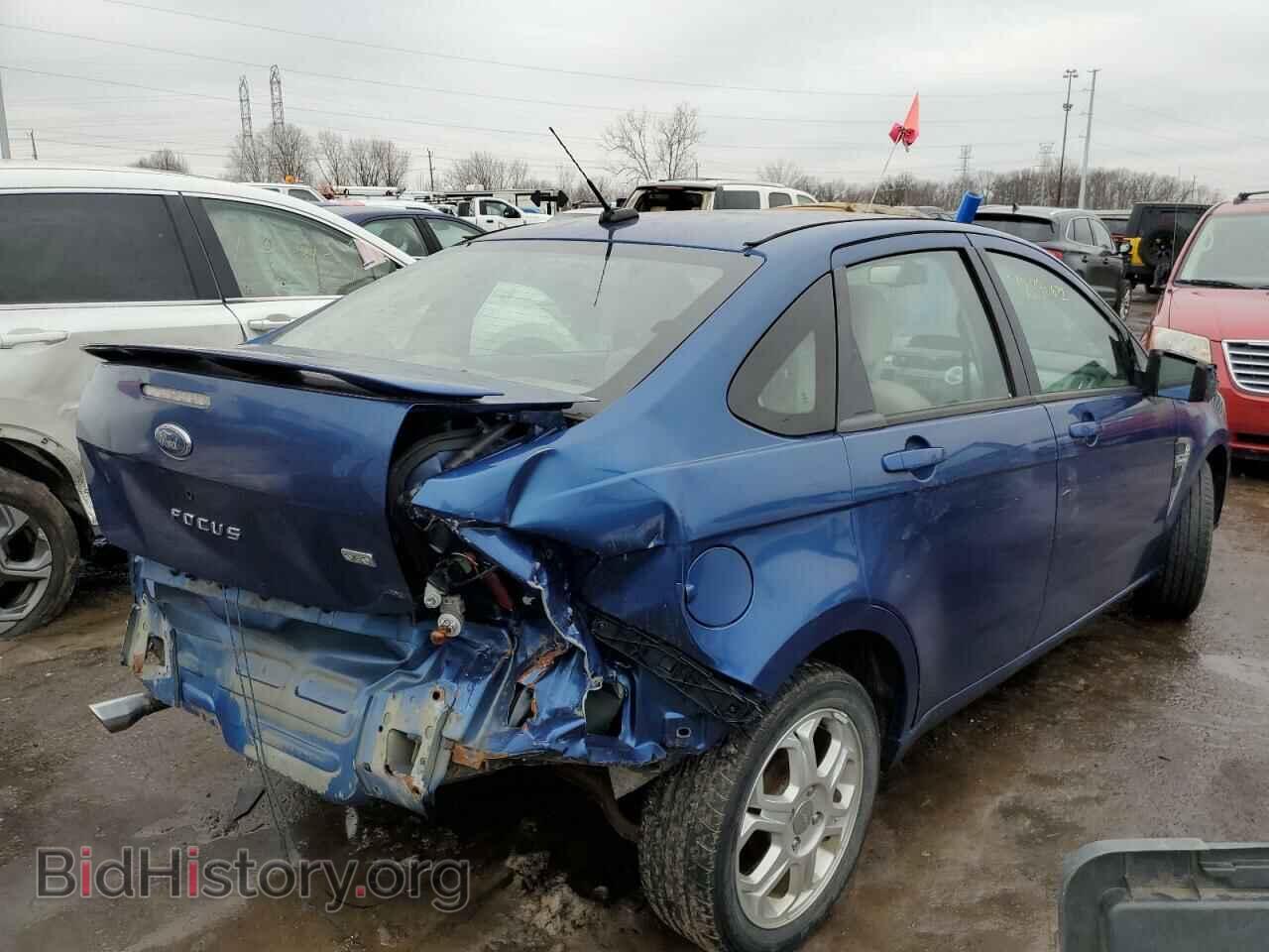 2008 FORD FOCUS - VIN: 1FAHP35N08W244704 - Фото 3