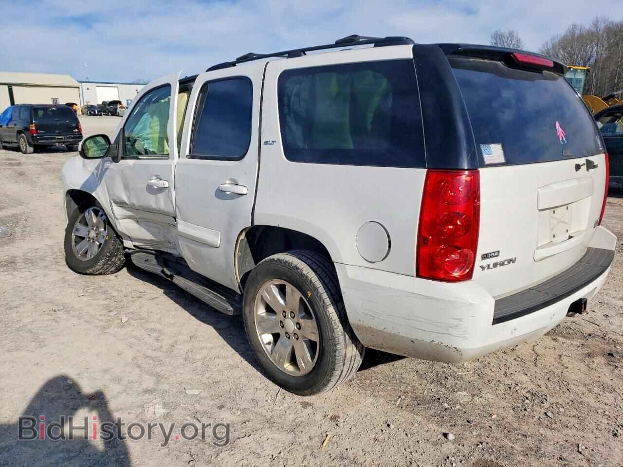2007 GMC YUKON - VIN: 1GKFK13077R393821 - Фото 2