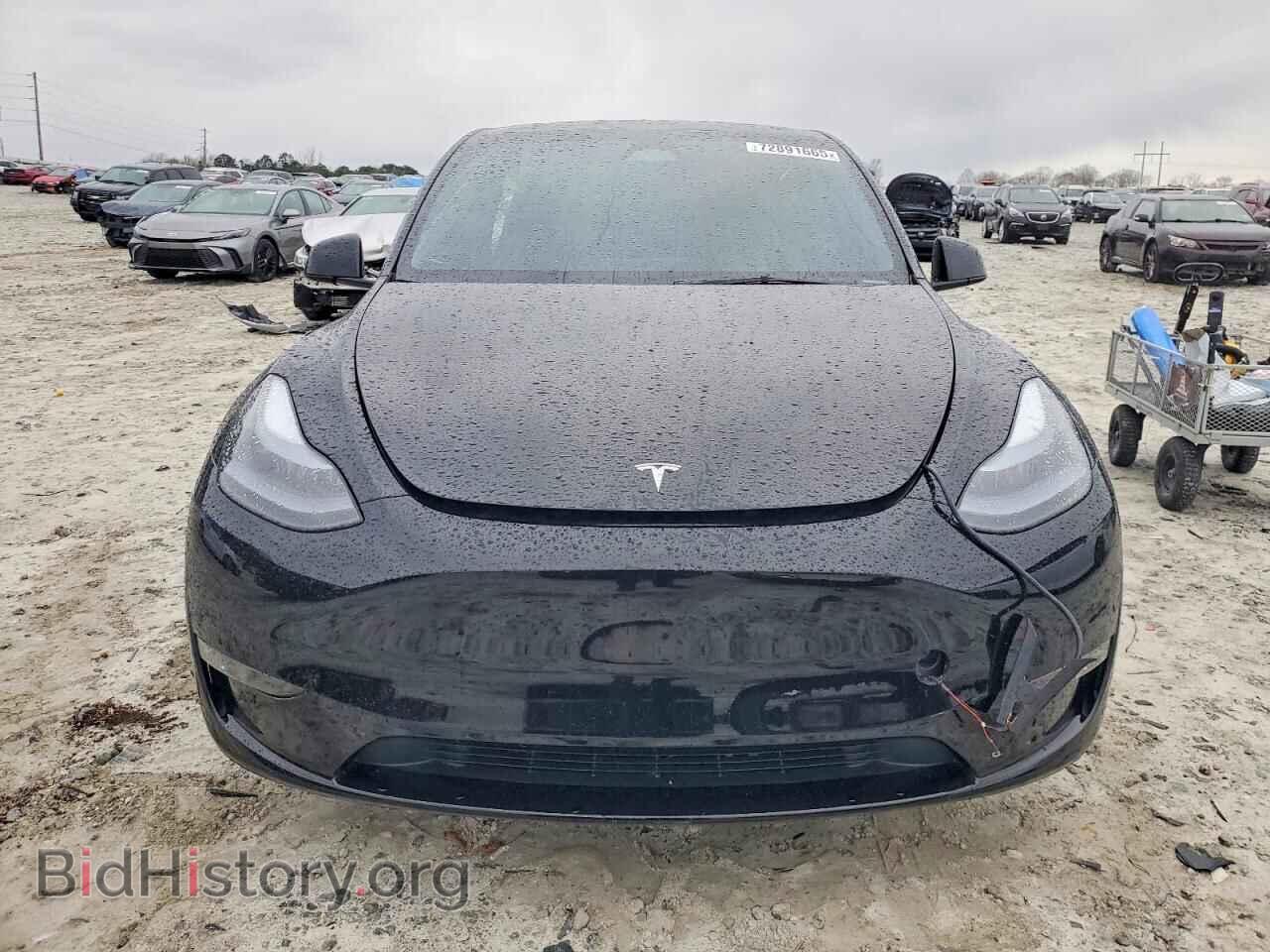 2024 TESLA MODEL Y - VIN: 7SAYGDEF1RA323961 - Фото 5