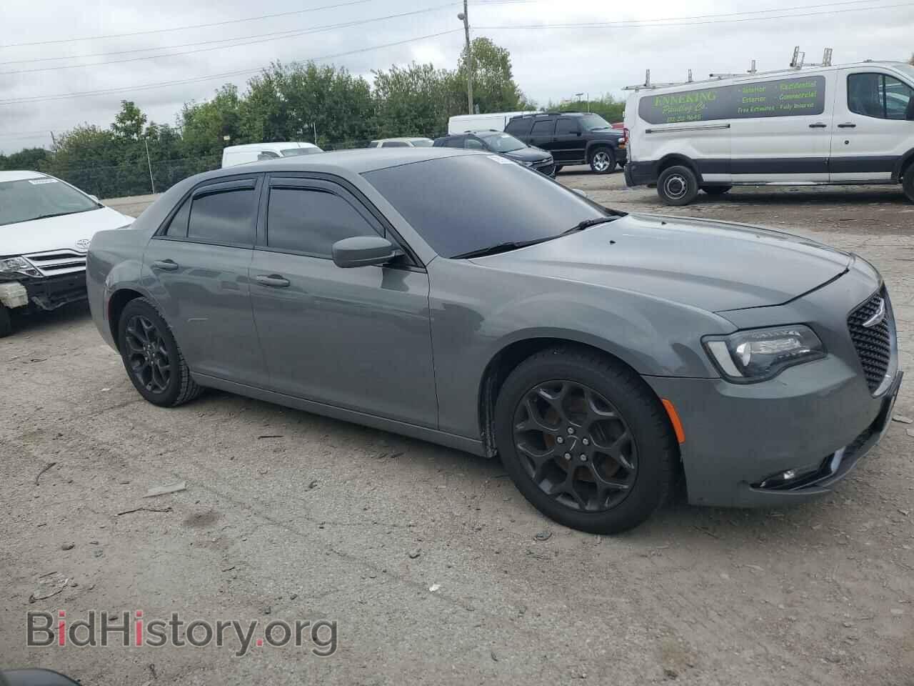 2019 CHRYSLER 300 - VIN: 2C3CCAGG2KH539705 - Photo 4