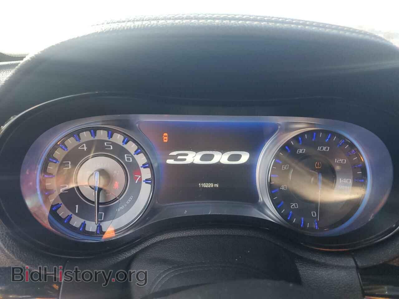 2019 CHRYSLER 300 - VIN: 2C3CCAGG2KH539705 - Photo 9