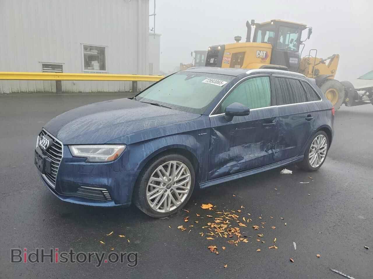 Фотография WAUSPBFF7JA068039 - AUDI A3 2018