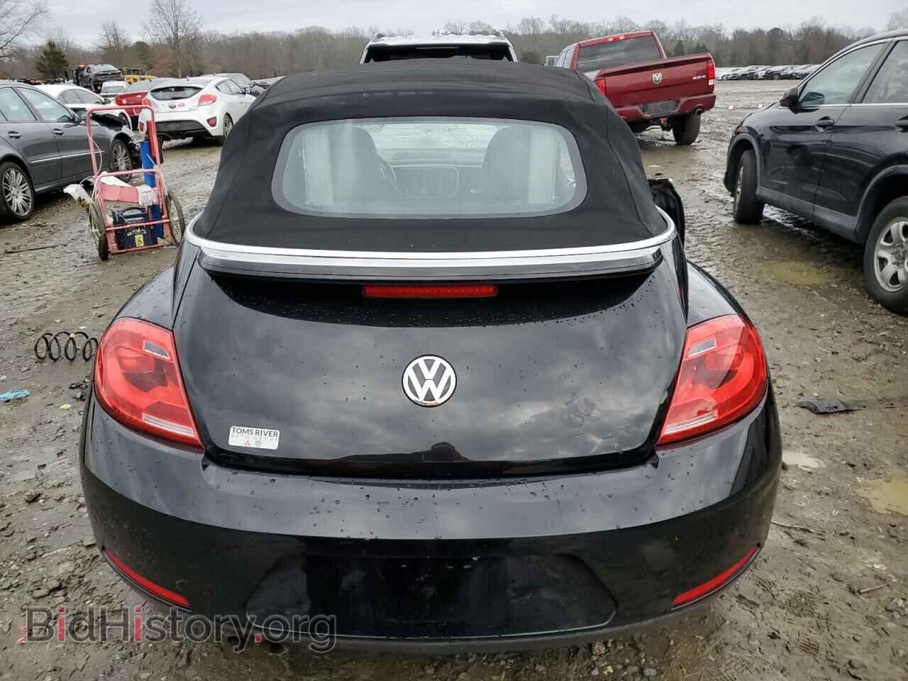 2013 VOLKSWAGEN BEETLE - VIN: 3VW5P7AT6DM830372 - Фото 6