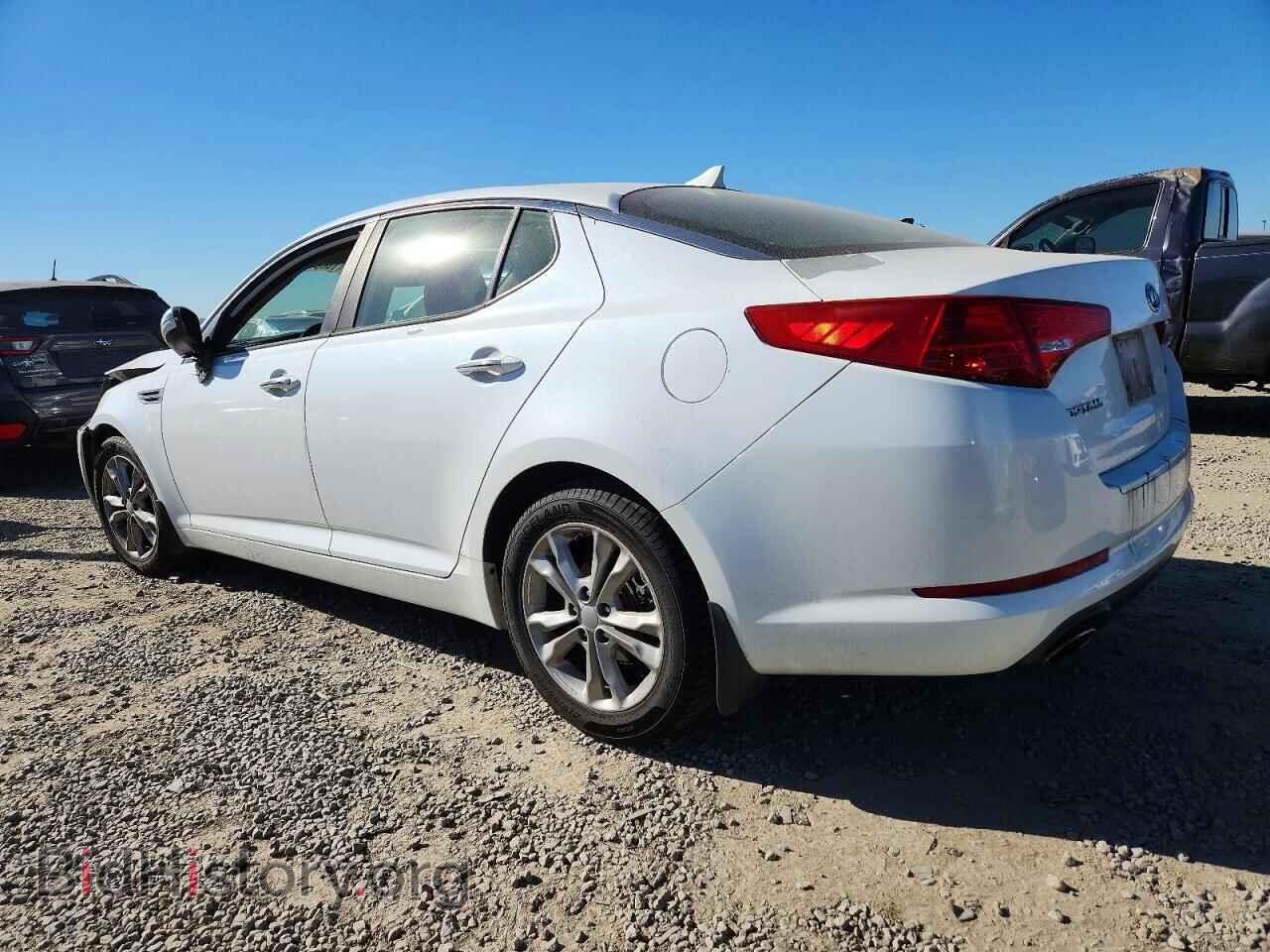 2012 KIA OPTIMA - VIN: 5XXGN4A74CG070705 - Photo 2