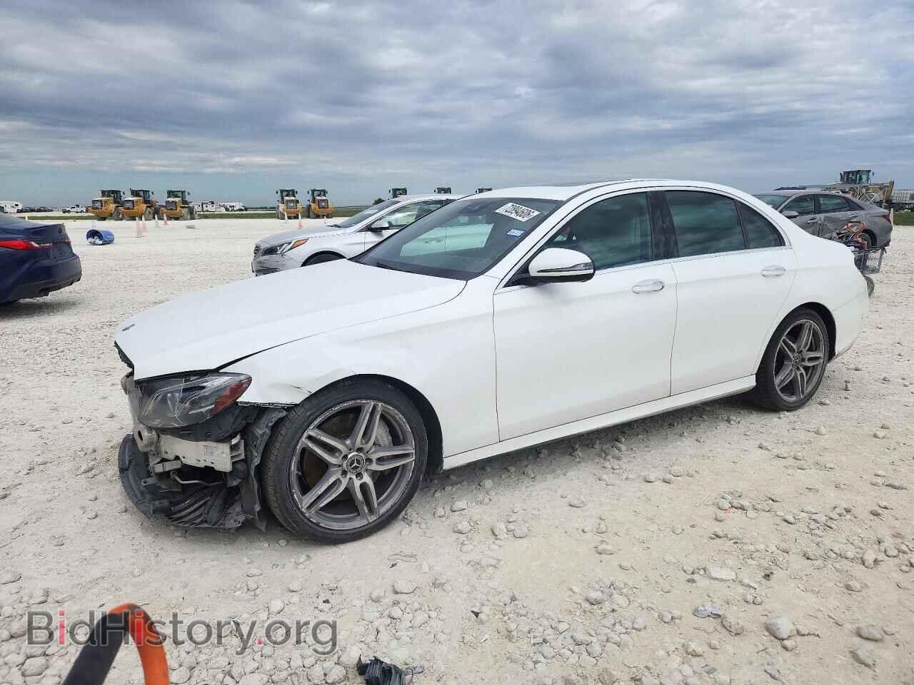 Фотография WDDZF4JB0HA268555 - MERCEDES-BENZ E-CLASS 2017