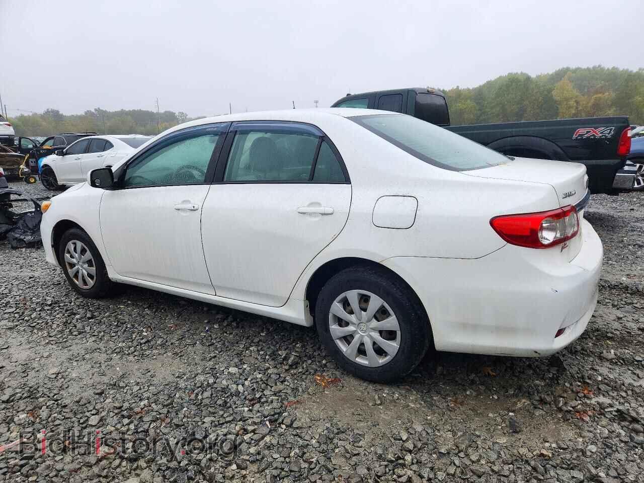 2011 TOYOTA COROLLA - VIN: 2T1BU4EE8BC746858 - Фото 2
