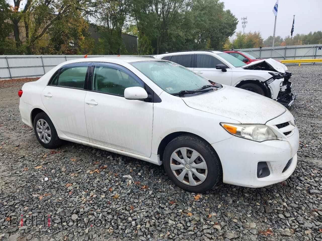 2011 TOYOTA COROLLA - VIN: 2T1BU4EE8BC746858 - Фото 4