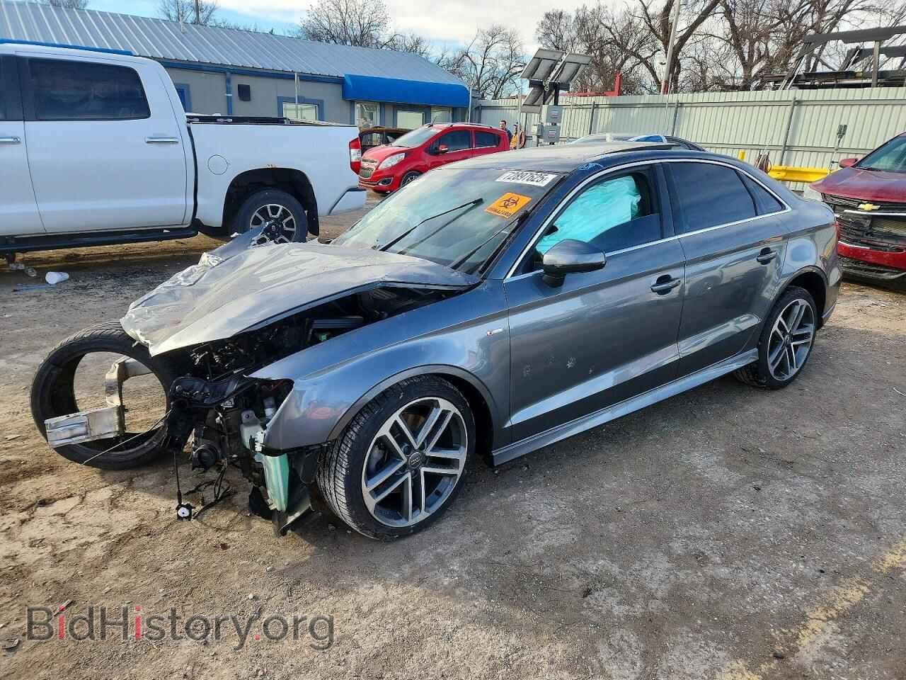 Фотография WAUGUGFF3H1031284 - AUDI A3 2017