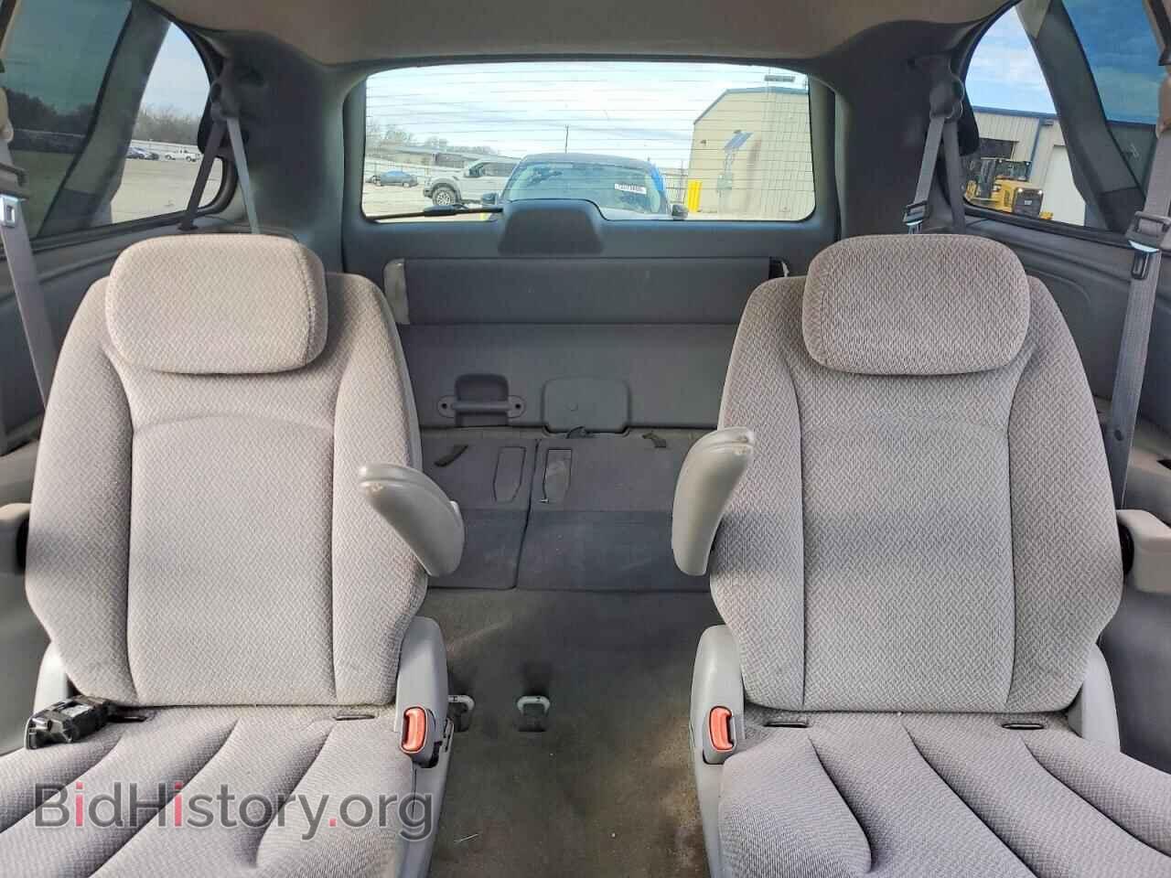 2007 CHRYSLER MINIVAN - VIN: 2A4GP44R97R109514 - Фото 10