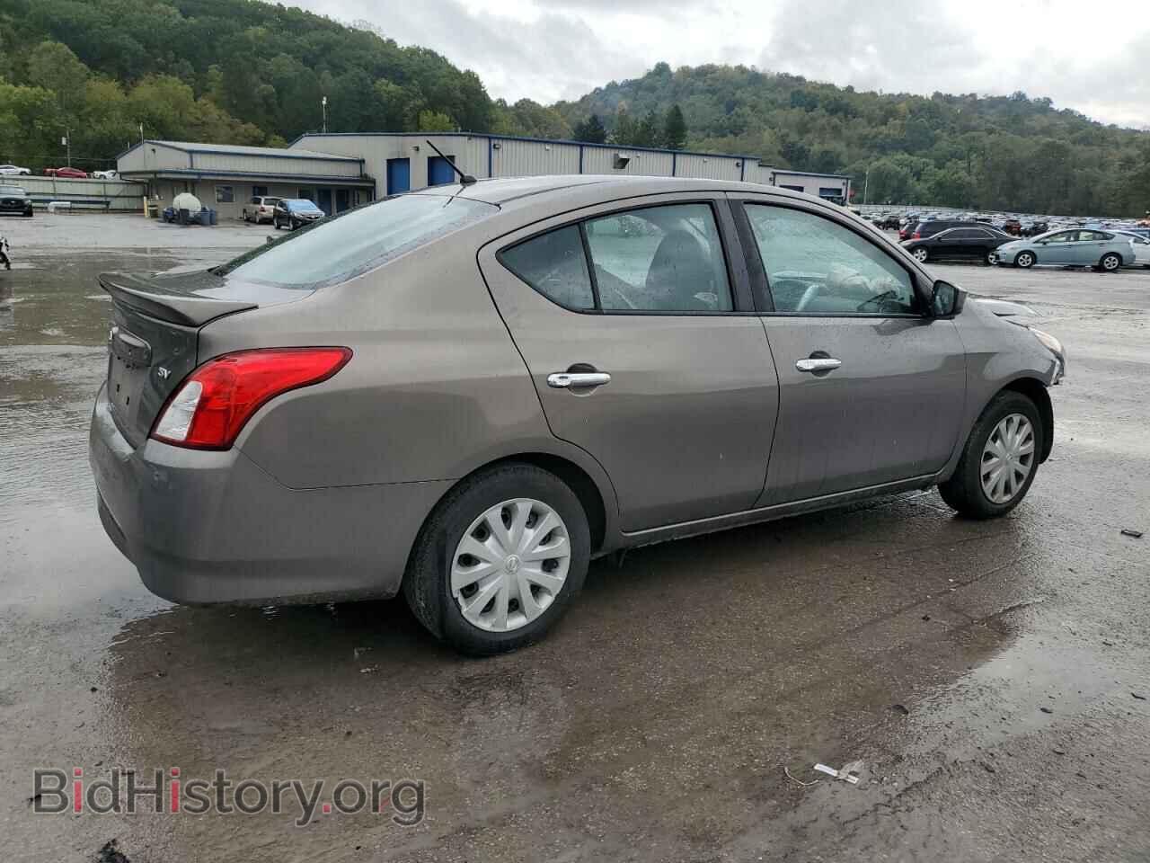 2017 NISSAN VERSA - VIN: 3N1CN7AP2HK430932 - Фото 3