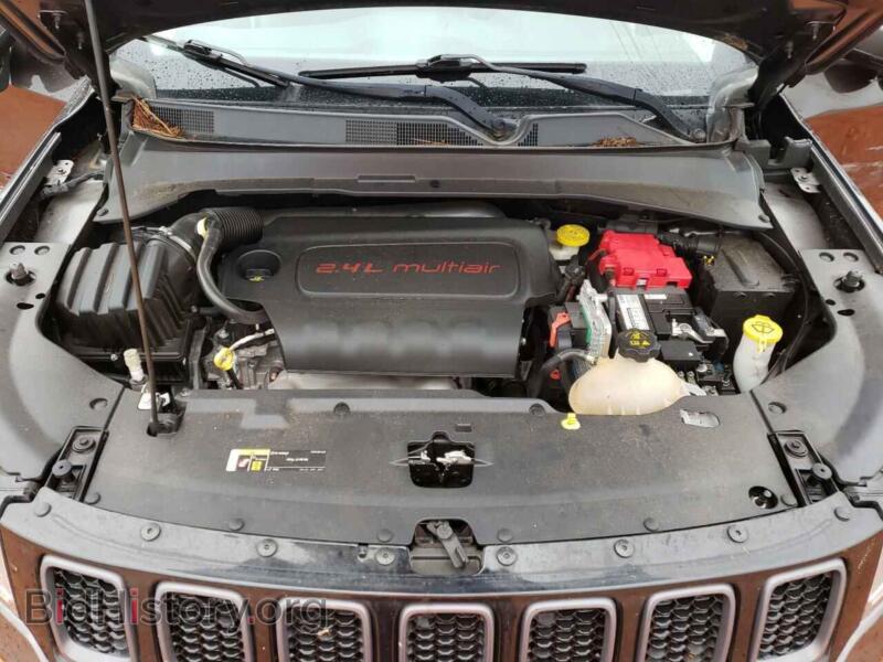 2021 Jeep COMPASS (VIN 3C4NJDDBXMT564981) — фото 12 из 14