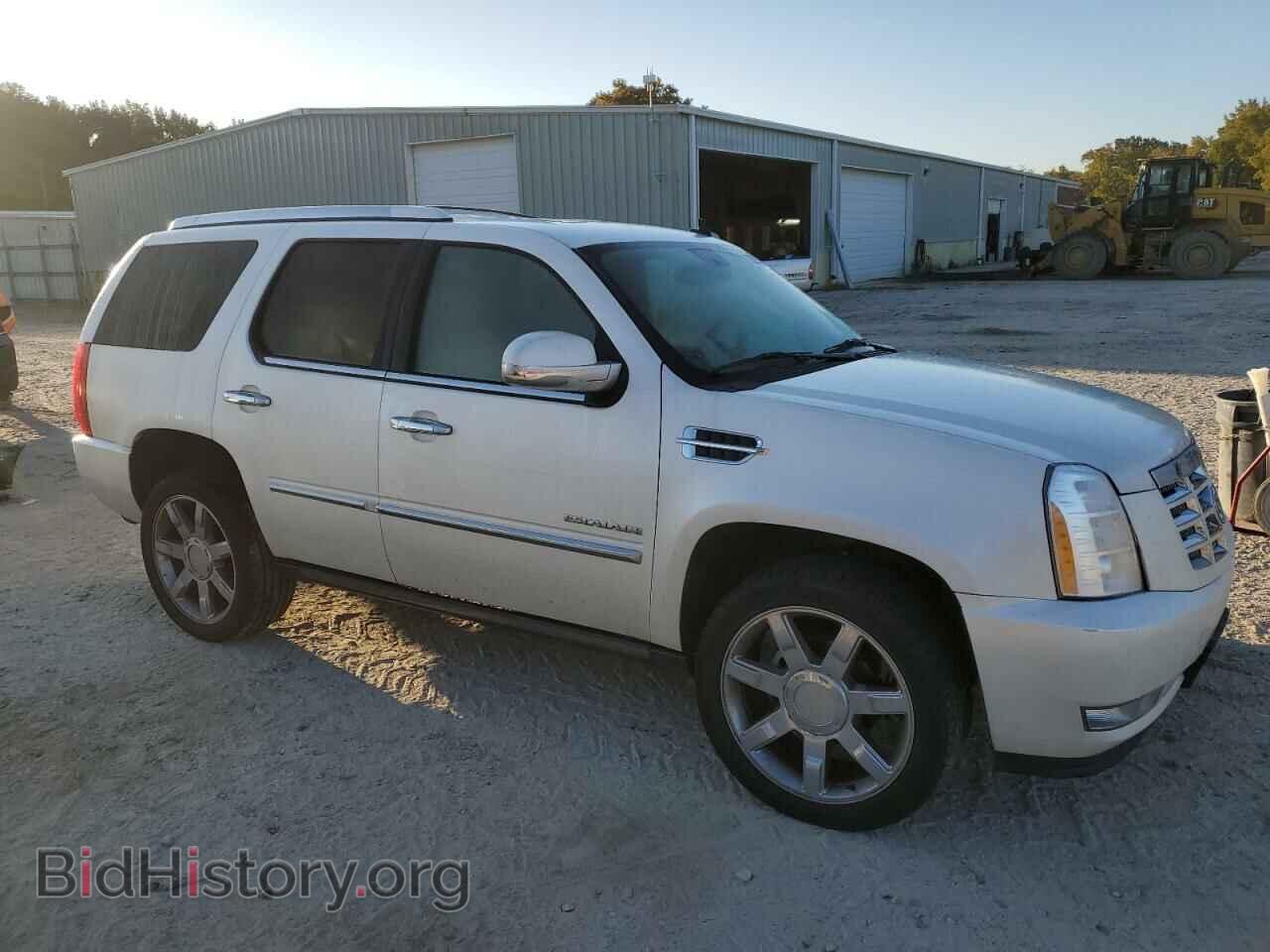 2011 CADILLAC ESCALADE - VIN: 1GYS4CEF5BR395894 - Photo 4
