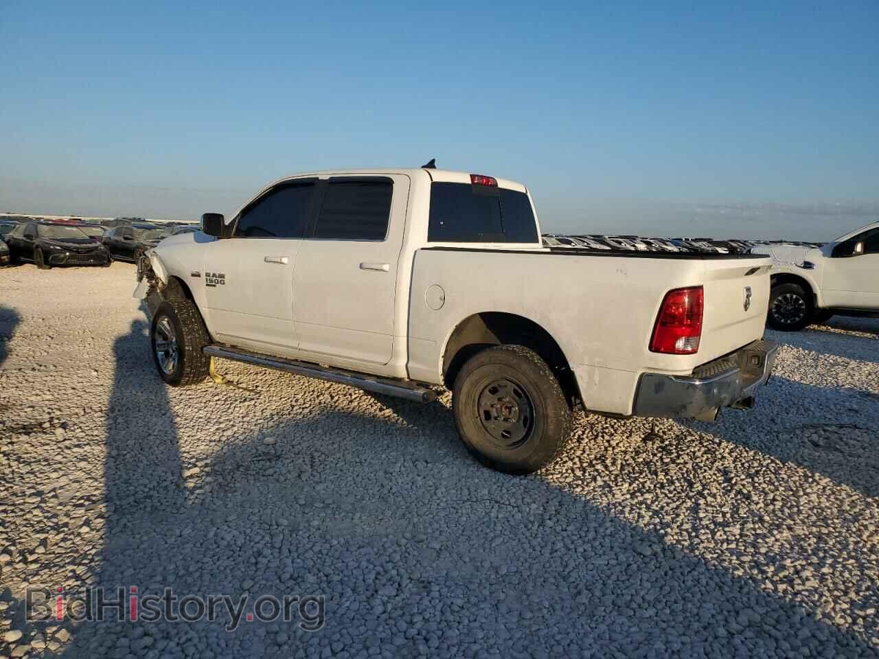 2019 RAM 1500 - VIN: 1C6RR6LTXKS586582 - Photo 2