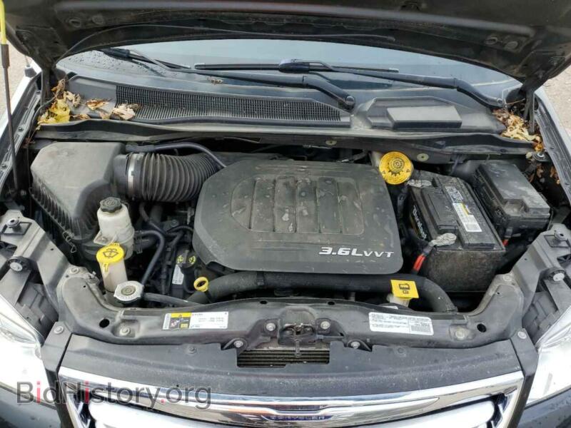 2016 Chrysler MINIVAN (VIN 2C4RC1CG2GR166517) — photo 12 of 13