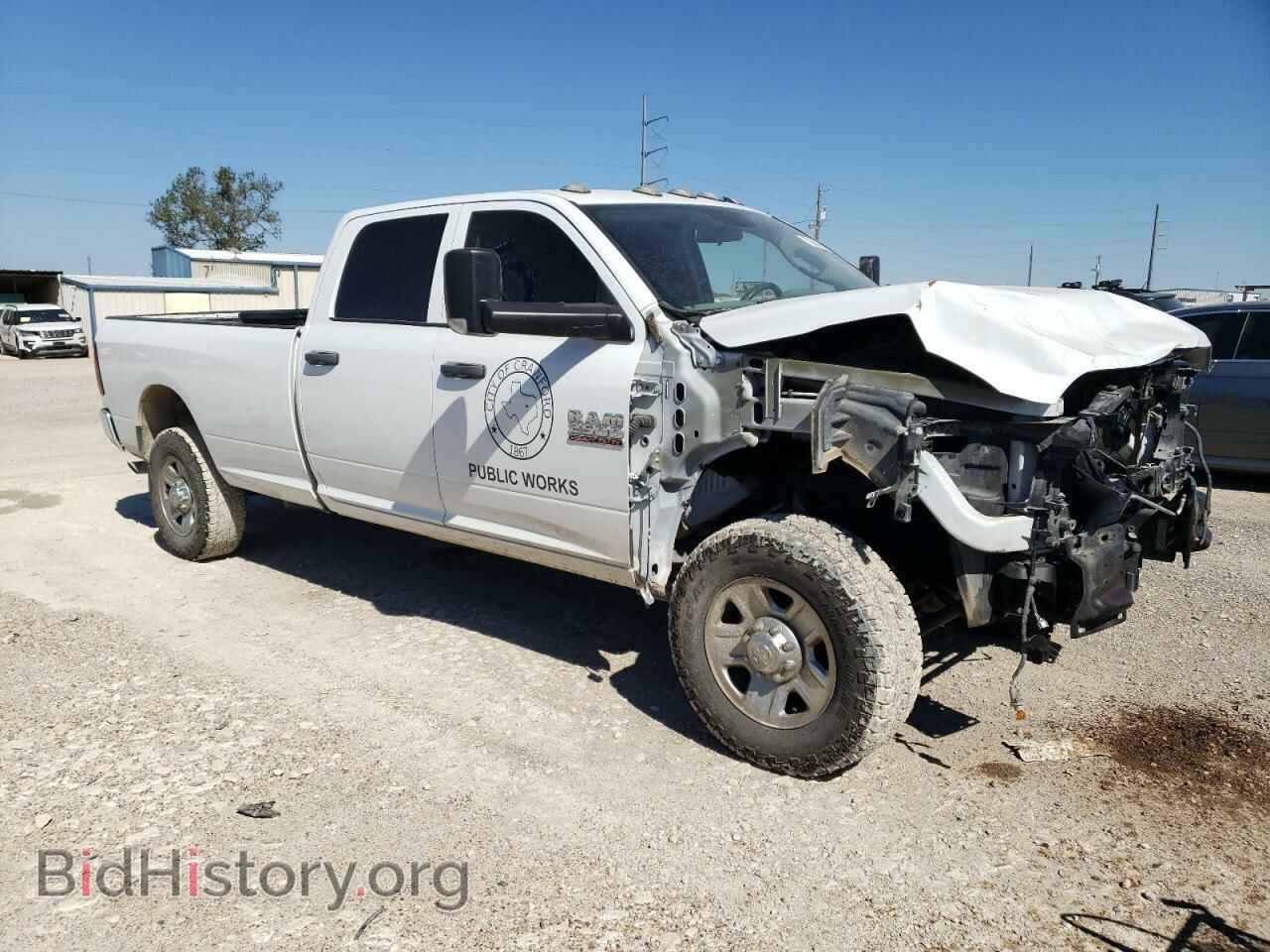 2018 RAM All Models - VIN: 3C6UR5HJ1JG367091 - Photo 4