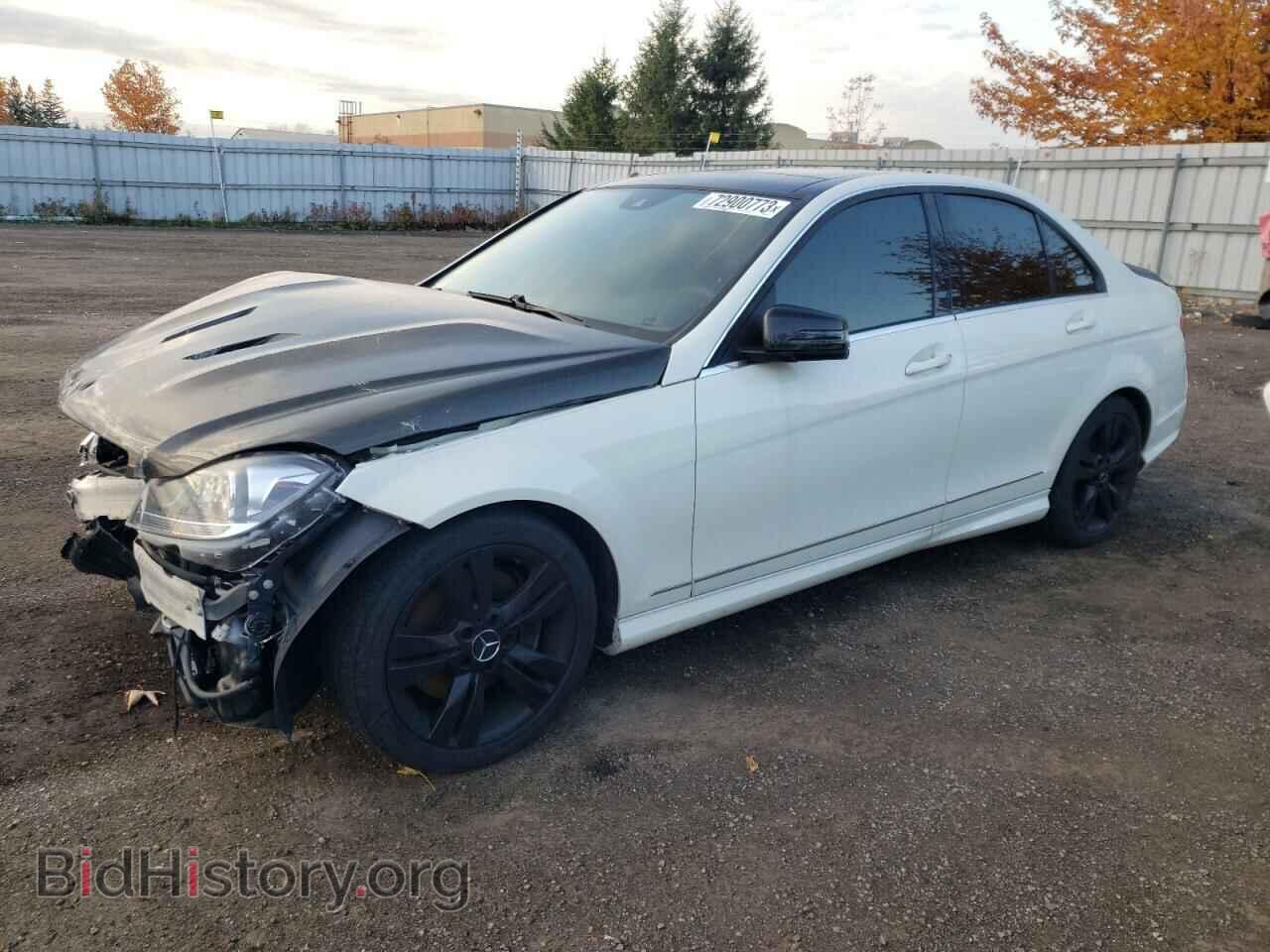 Photo WDDGF8BB4CA641733 - MERCEDES-BENZ C-CLASS 2012