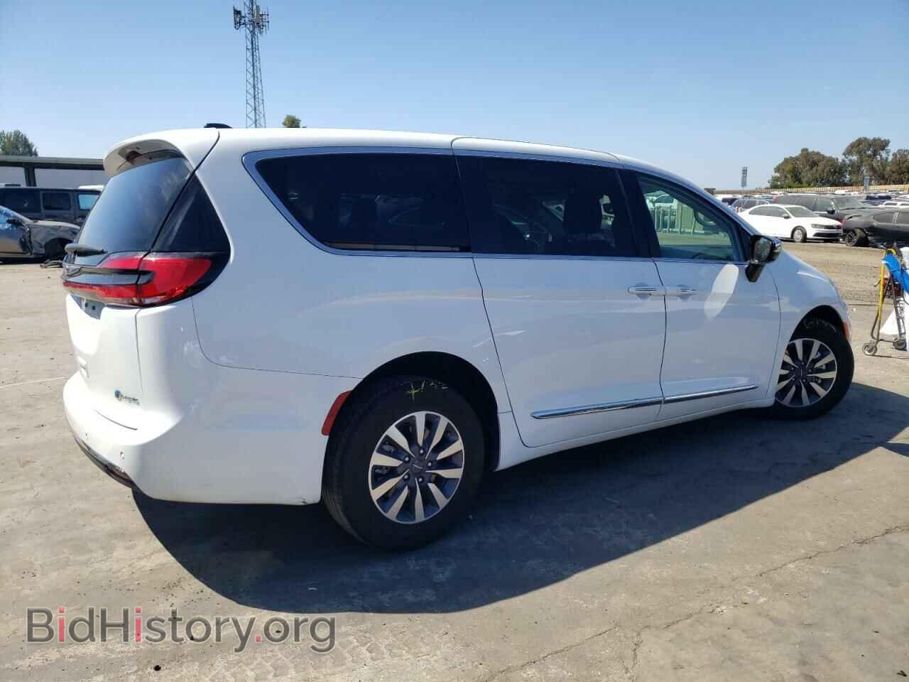 2023 CHRYSLER PACIFICA - VIN: 2C4RC1S7XPR611829 - Фото 3