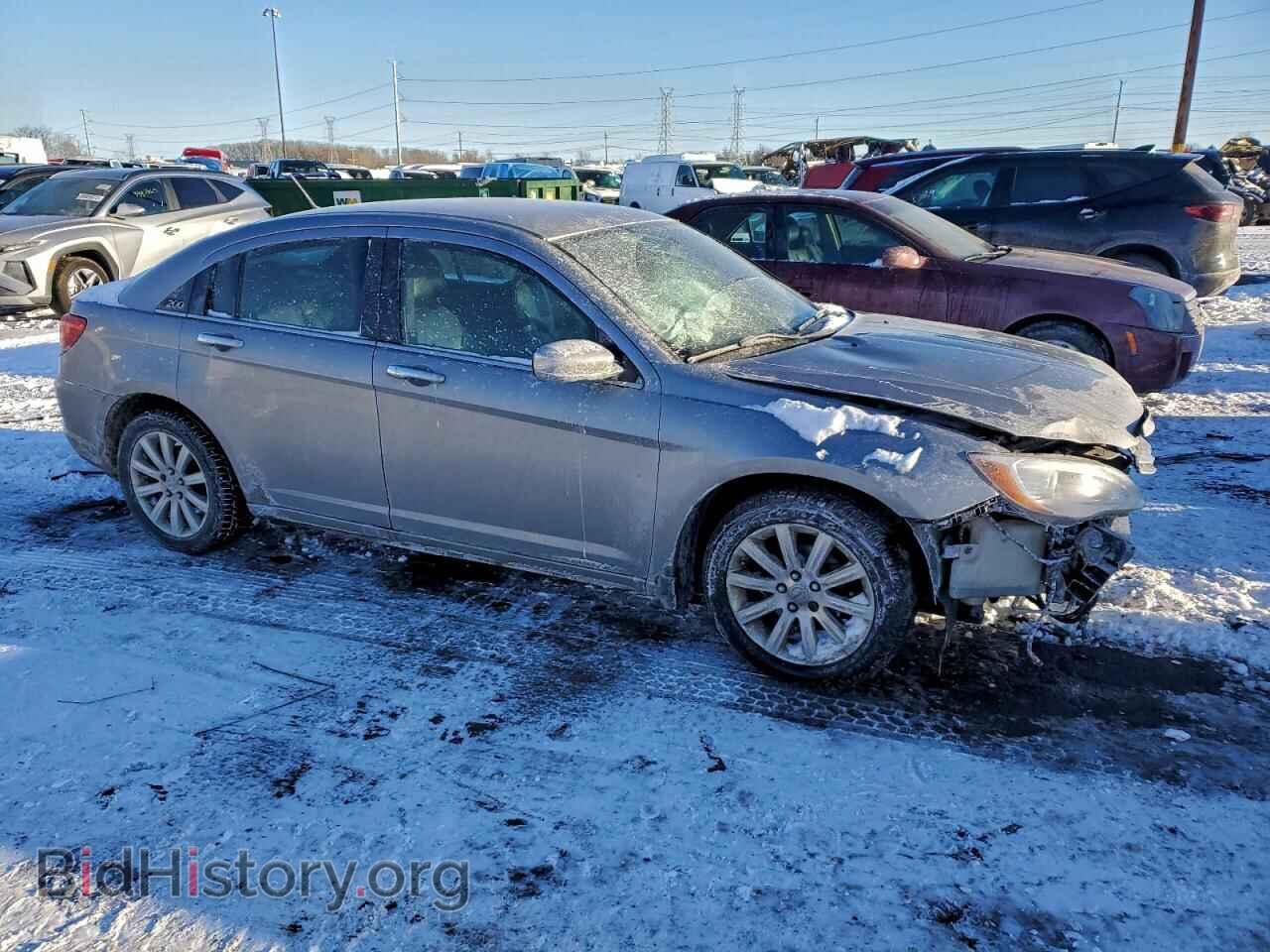 2013 CHRYSLER 200 - VIN: 1C3CCBCG2DN559751 - Photo 4