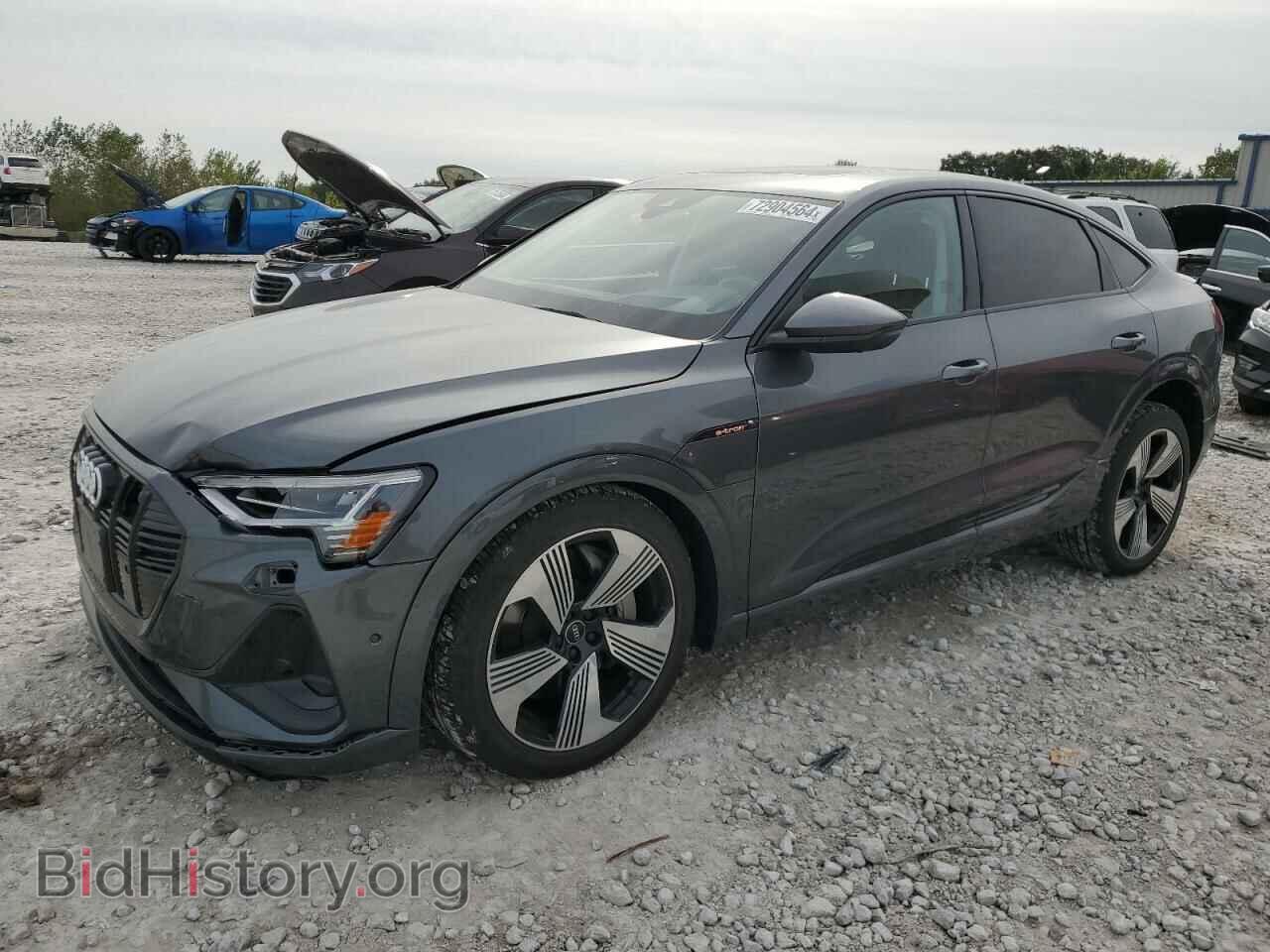 Фотография WA13ABGE8MB008083 - AUDI E-TRON 2021