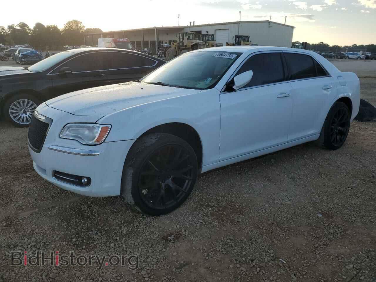 Фотография 2C3CCAAG8EH373509 - CHRYSLER 300 2014