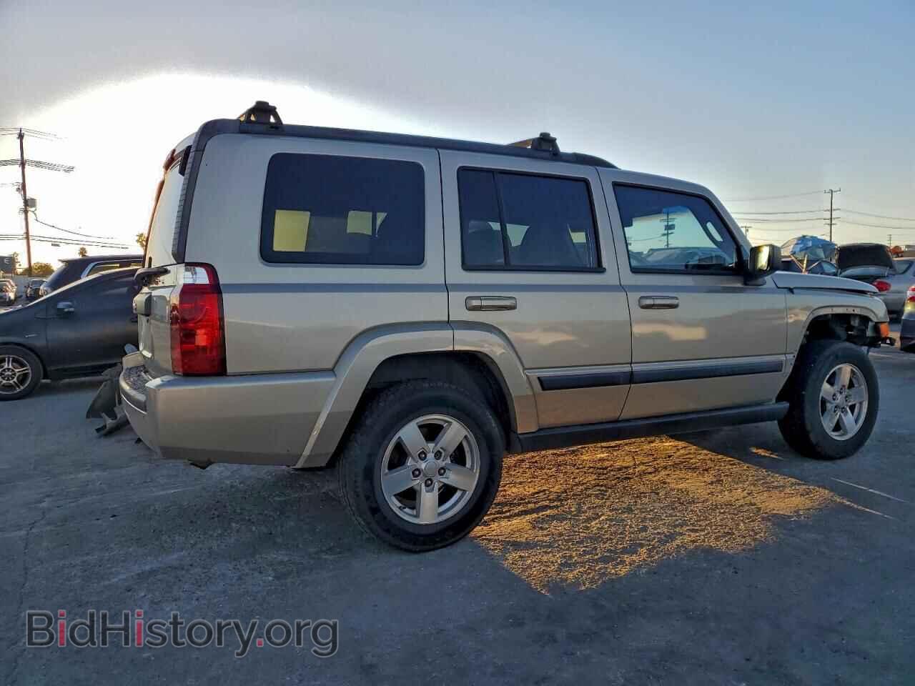 2007 JEEP COMMANDER - VIN: 1J8HG48K37C597903 - Фото 3