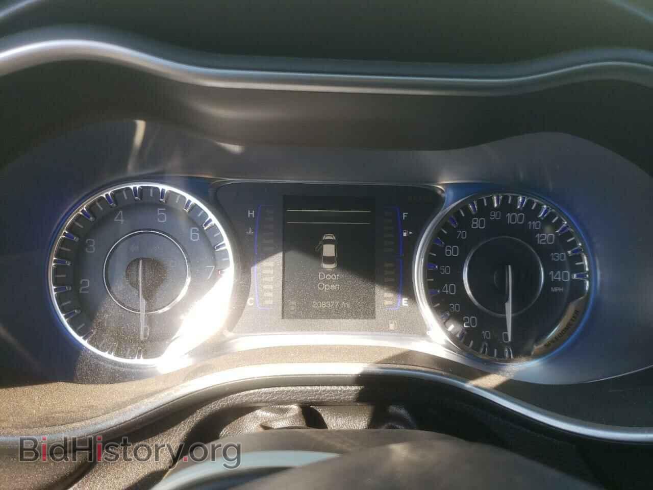 2015 CHRYSLER 200 - VIN: 1C3CCCAB9FN724209 - Фото 9