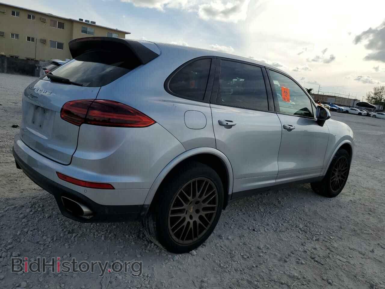 2017 PORSCHE CAYENNE - VIN: WP1AA2A26HKA87298 - Фото 3