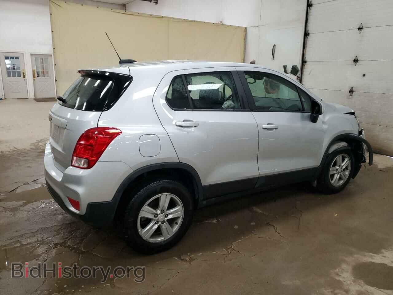 2019 CHEVROLET TRAX - VIN: 3GNCJNSB3KL358177 - Фото 3
