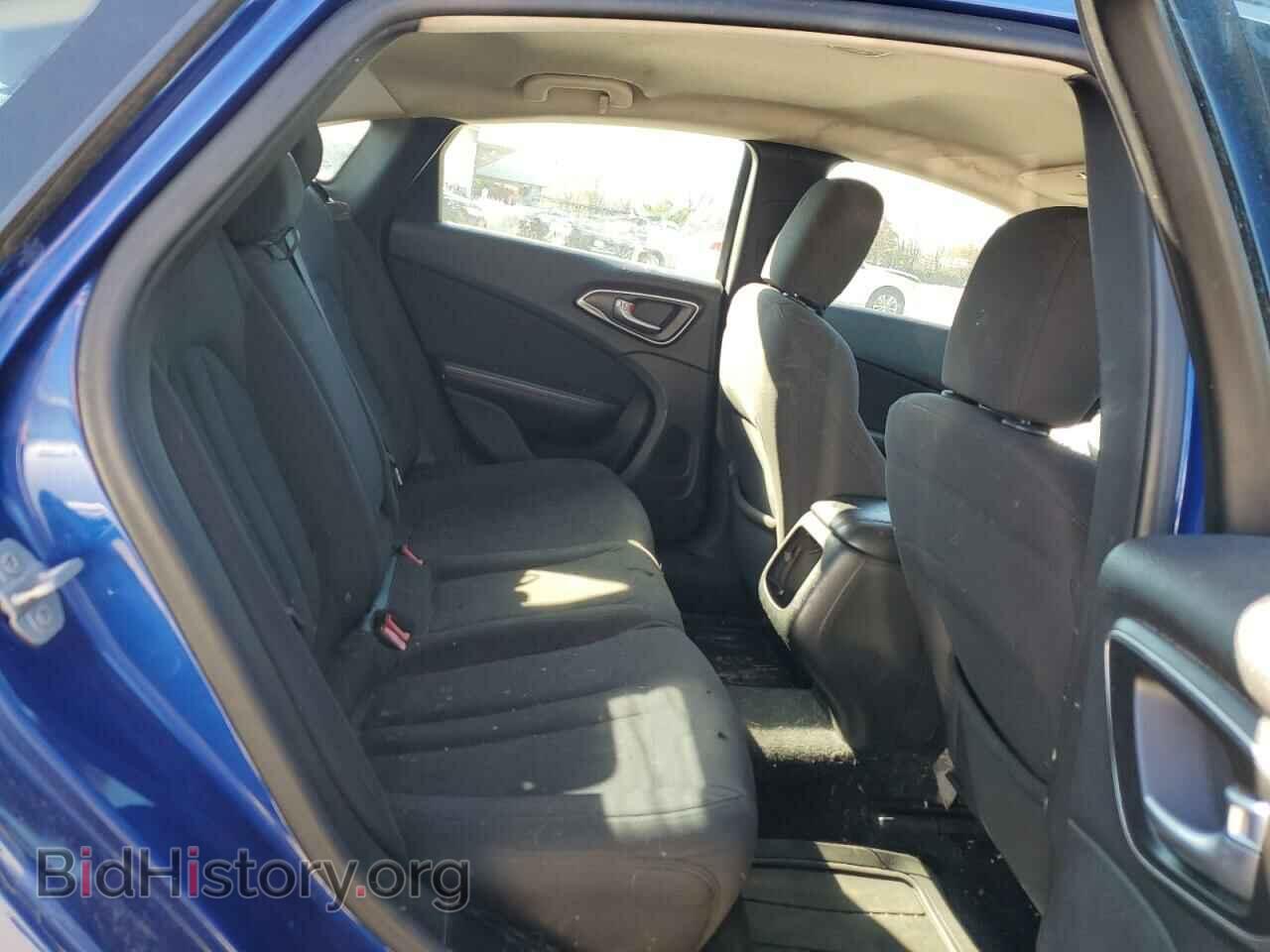 2015 CHRYSLER 200 - VIN: 1C3CCCAB2FN655492 - Photo 10