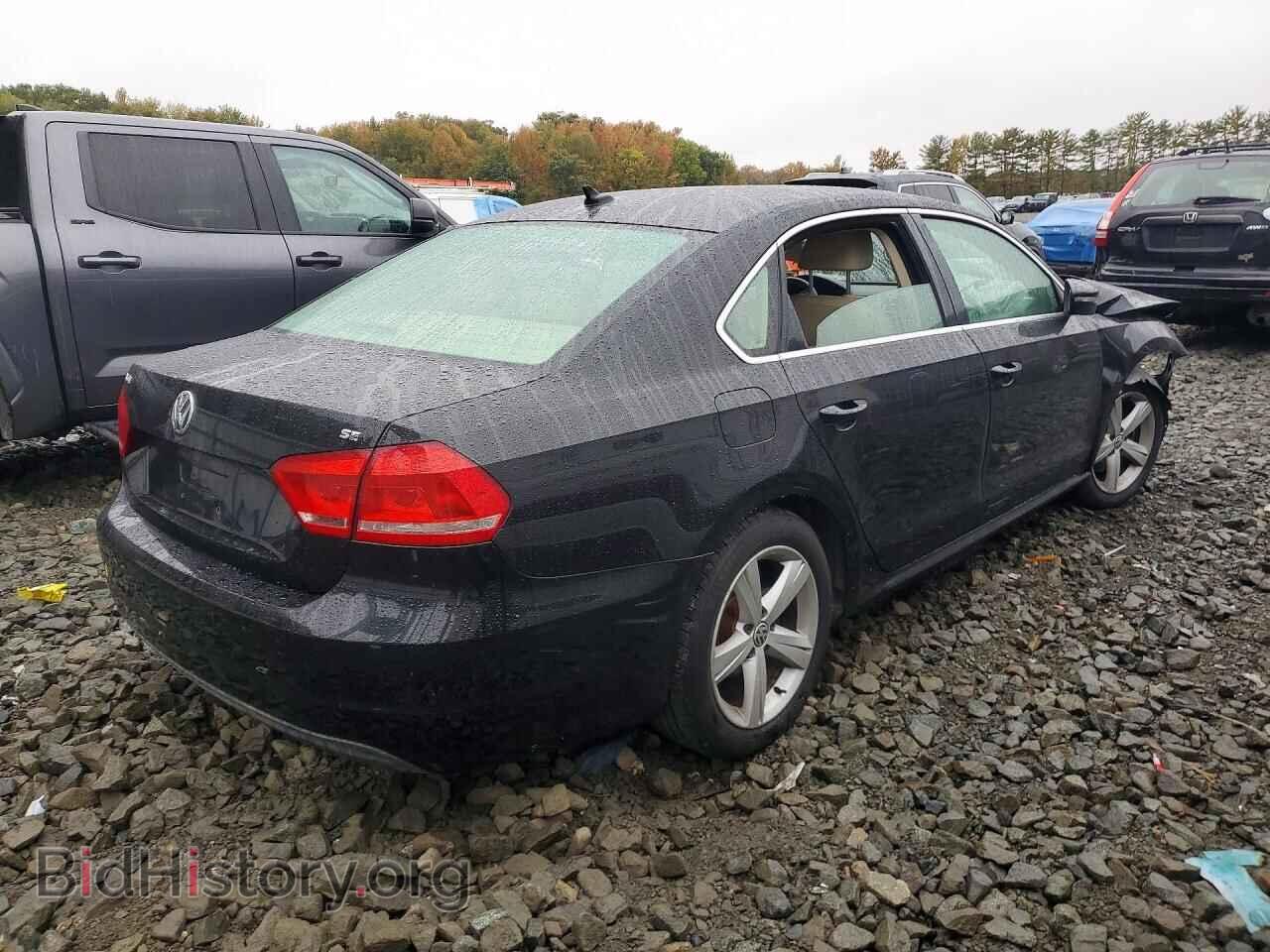 2012 Volkswagen PASSAT (VIN 1VWBP7A33CC006543) — фото 3 из 12