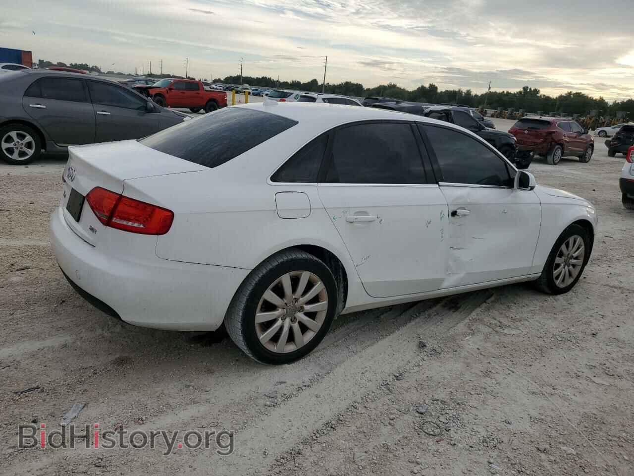 2010 AUDI A4 - VIN: WAUEFAFL0AN035764 - Фото 3