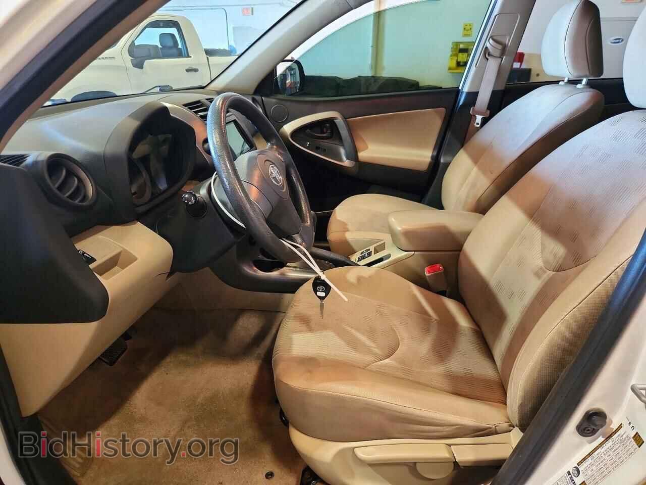 2010 TOYOTA RAV4 - VIN: JTMBF4DV8A5019257 - Photo 7