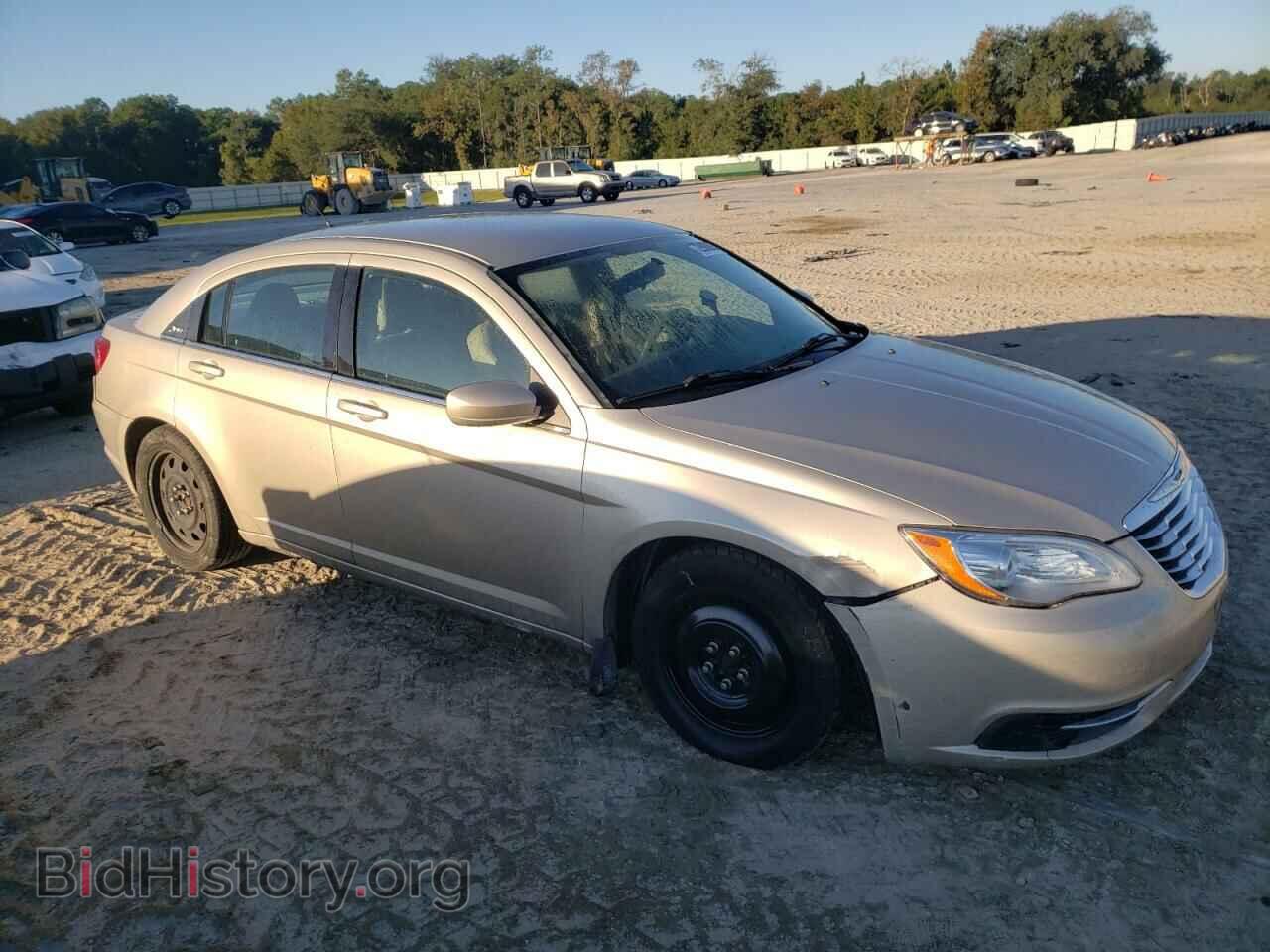 2014 CHRYSLER 200 - VIN: 1C3CCBAG2EN131988 - Фото 4