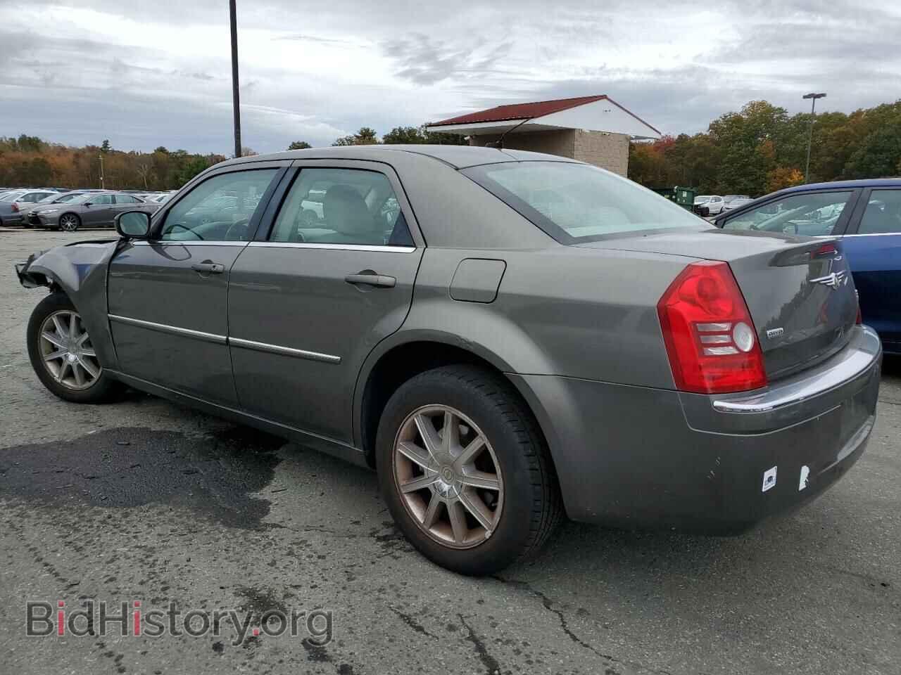 2008 CHRYSLER 300 - VIN: 2C3LK33G68H163314 - Фото 2