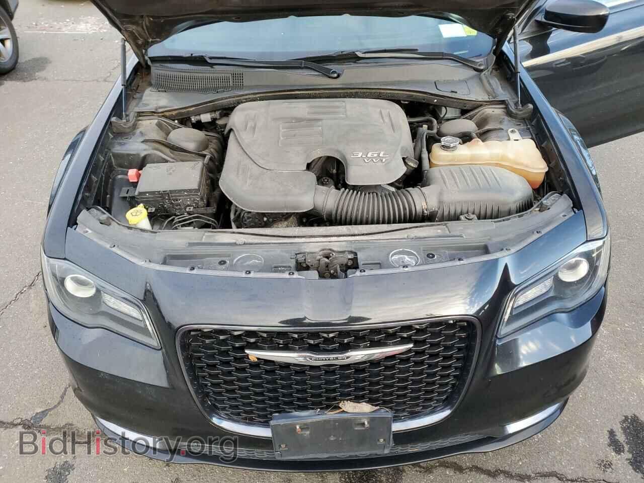 2016 CHRYSLER 300 - VIN: 2C3CCABG8GH269068 - Фото 11