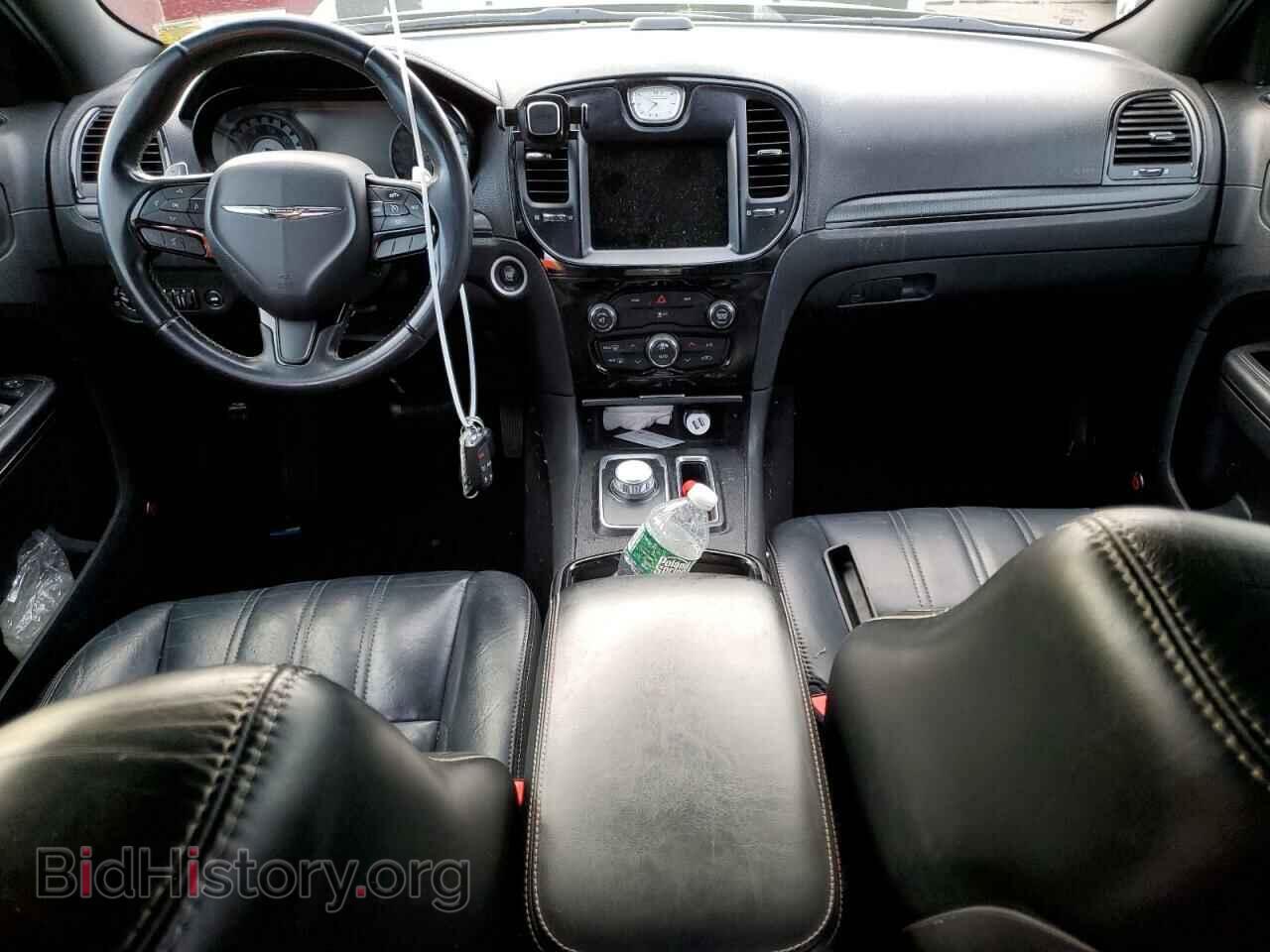 2016 CHRYSLER 300 - VIN: 2C3CCABG8GH269068 - Фото 8