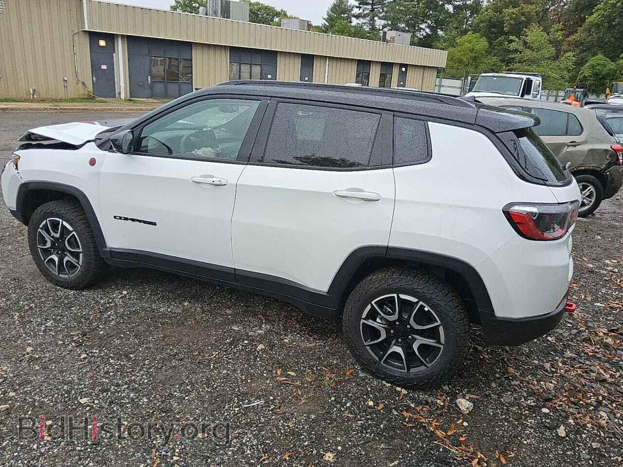 2024 JEEP COMPASS - VIN: 3C4NJDDN6RT144782 - Фото 2