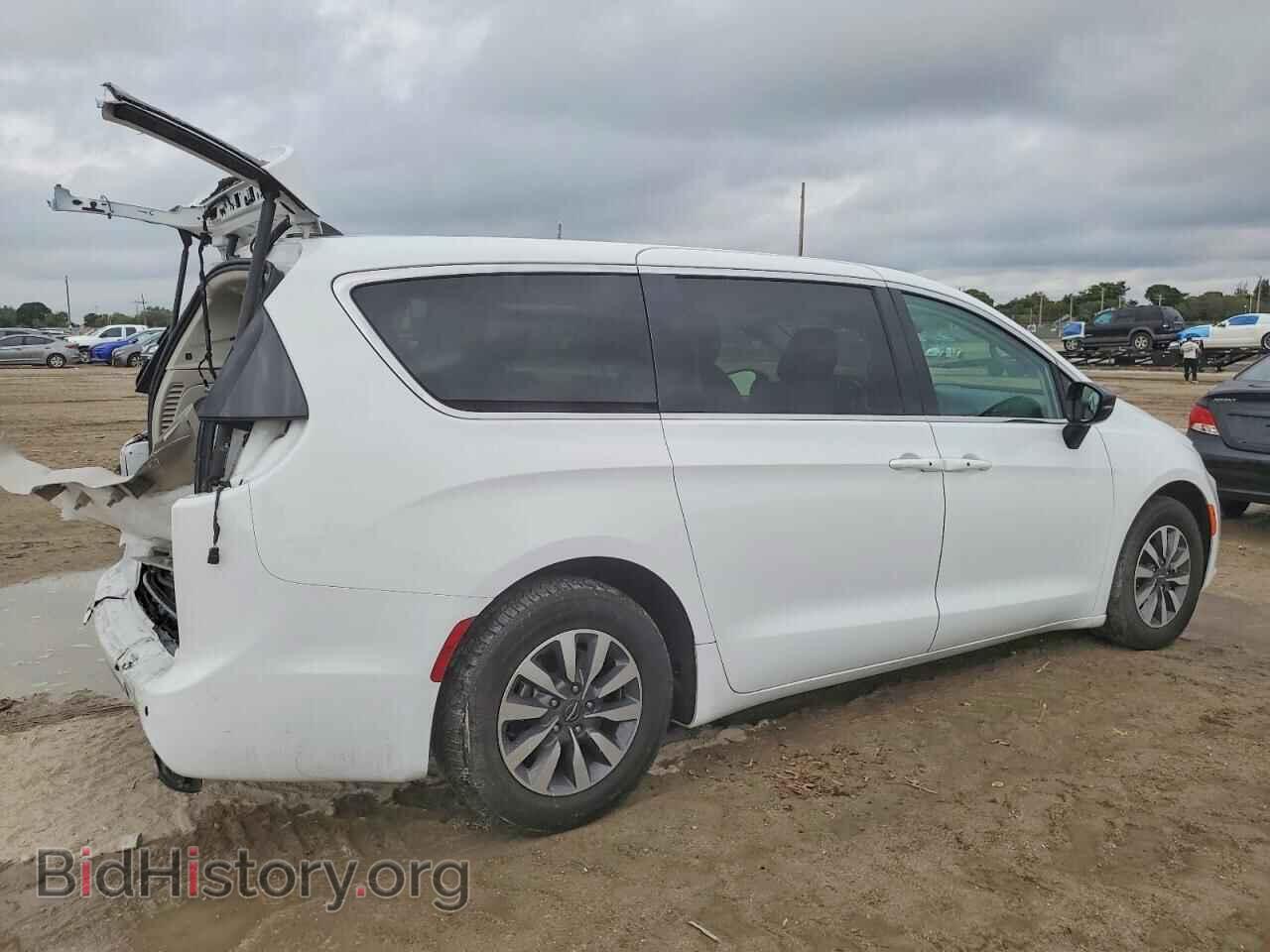 2024 CHRYSLER PACIFICA - VIN: 2C4RC1S72RR153352 - Фото 3