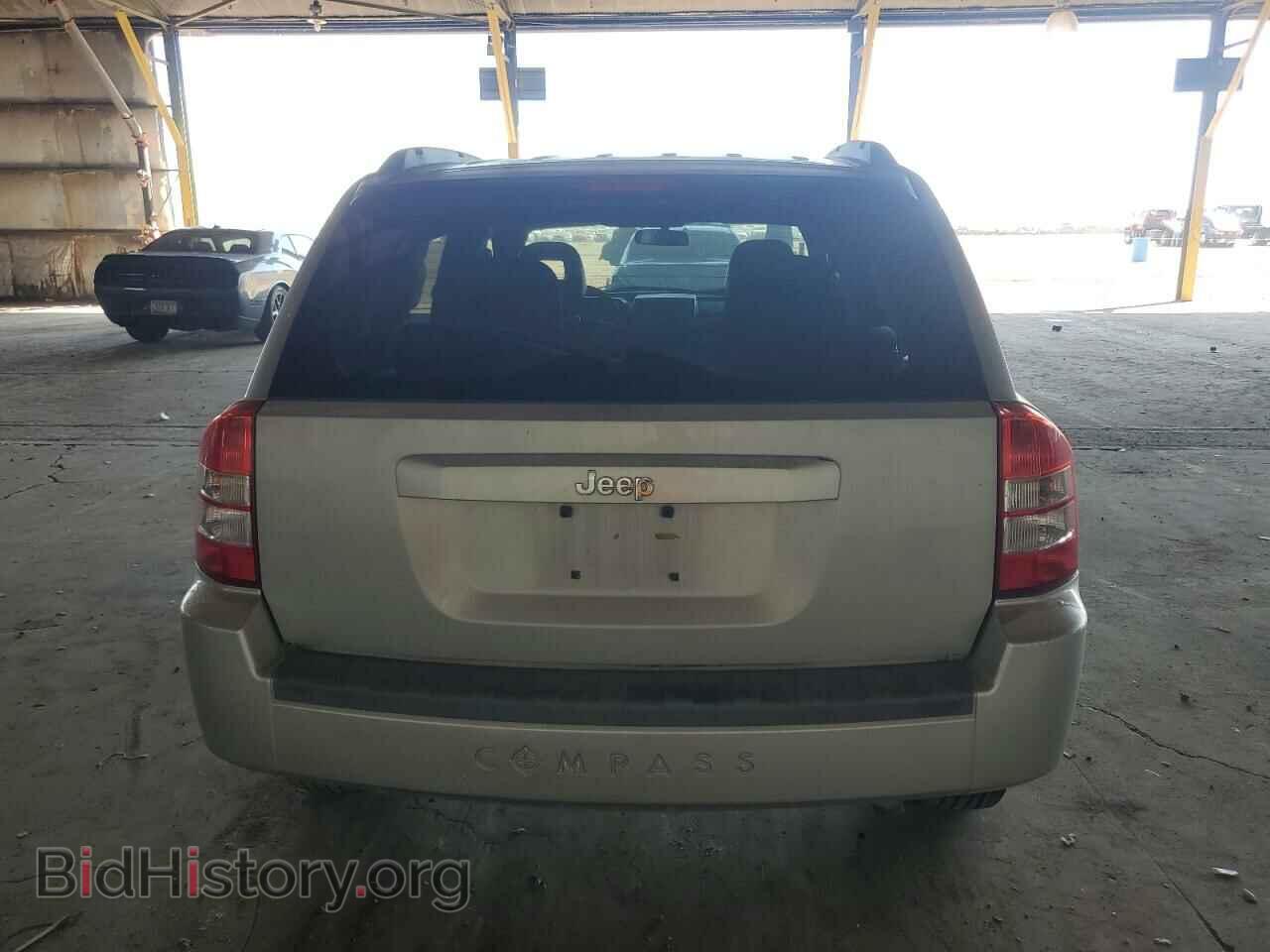 2008 JEEP COMPASS - VIN: 1J8FT47098D778700 - Фото 6