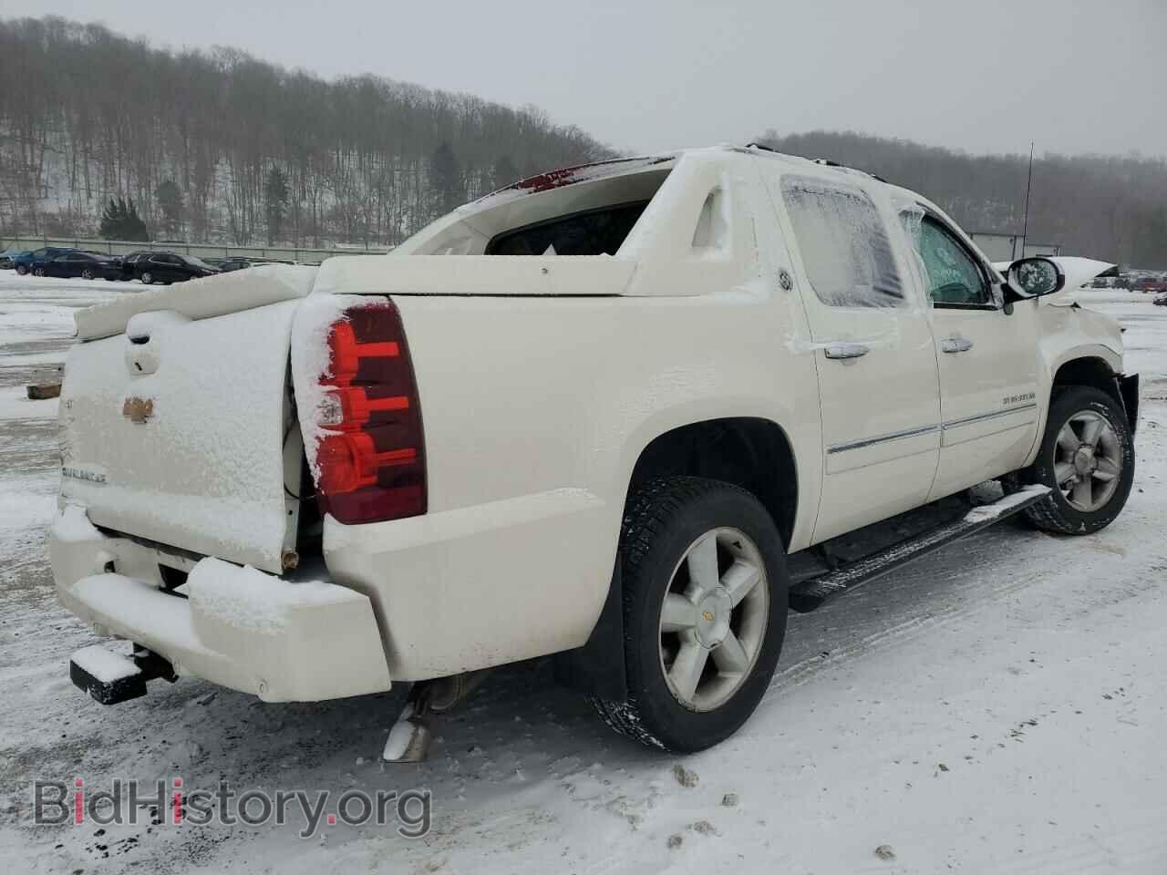 2013 CHEVROLET AVALANCHE - VIN: 3GNTKGE78DG125147 - Фото 3